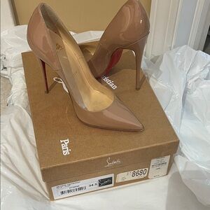 Christian Louboutin Beige Patent Leather Heels